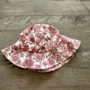 Abercrombie floral bucket hat
